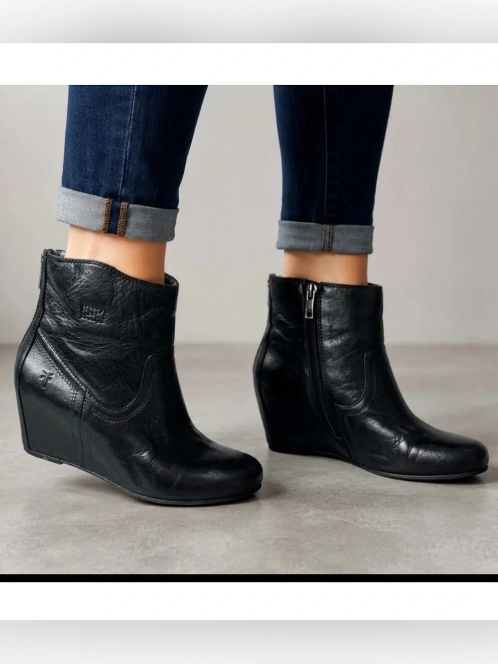 Frye Carson Black Leather Wedge Ankle Boots Zip Back Booties size 8.5M